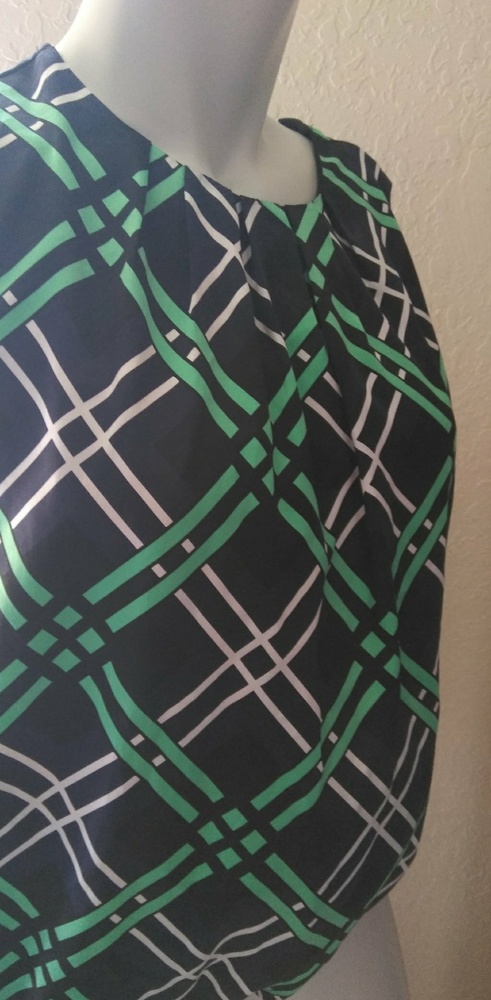 Liz Claiborne Pleated Front Sleeveless Top